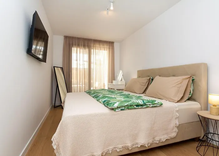 Tea Luxury Apartment